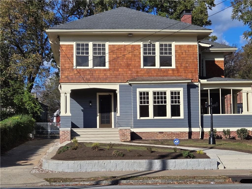 4 bedroom, 4 bathroom, 2,859 sq ft single family residence sold at 1089 AVON Avenue, Atlanta, GA 30310