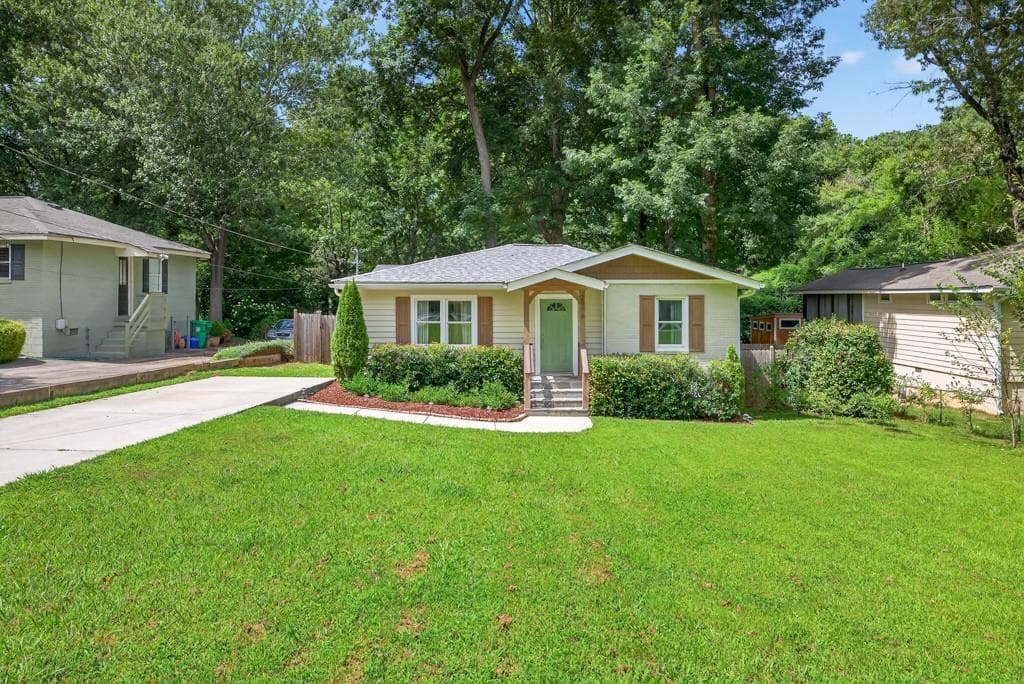 2976 Lowrance Drive, Decatur, GA 30033 — most recent listing photo