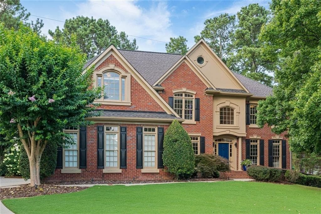 6 bedroom, 5 bathroom, 5,834 sq ft single family residence sold at 4622 Traywick Drive, Marietta, GA 30062