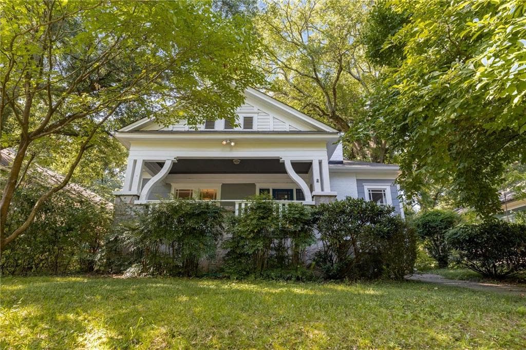 3 bedroom, 2 bathroom, 1,494 sq ft single family residence sold at 1007 Blue Ridge Avenue, Atlanta, GA 30306