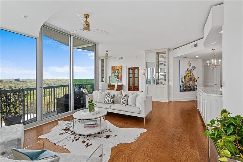 2 bedroom, 2 bathroom, 1,388 sq ft condominium sold at 3300 Windy Ridge Parkway 1501, Atlanta, GA 30339