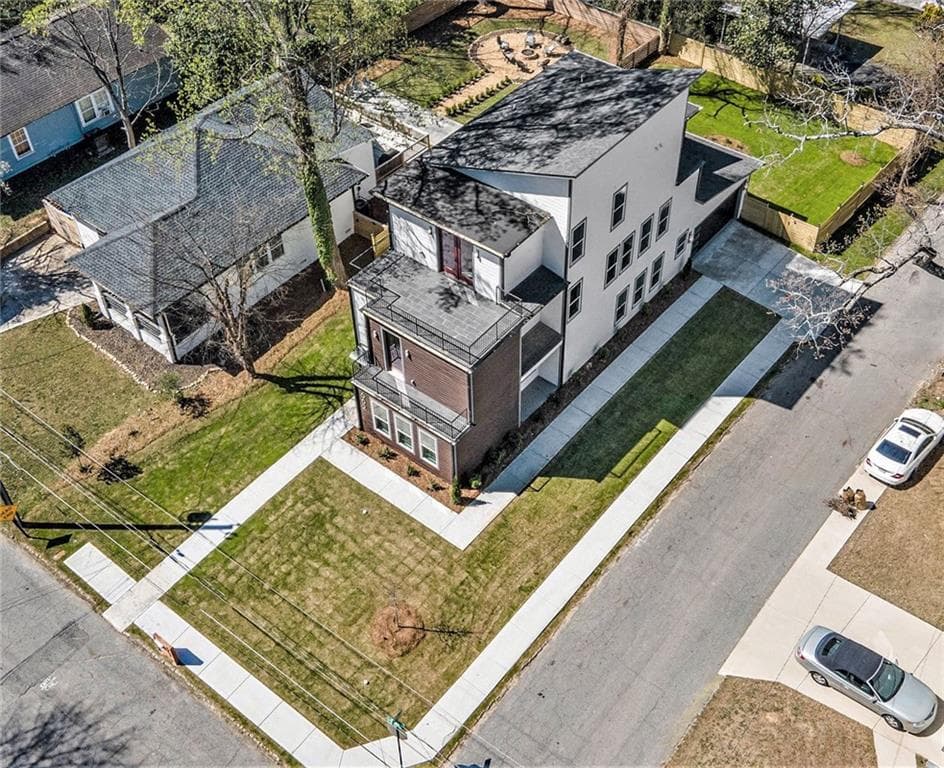 4 bedroom, 4 bathroom, 3,333 sq ft single family residence sold at 662 S Grand Avenue, Atlanta, GA 30318
