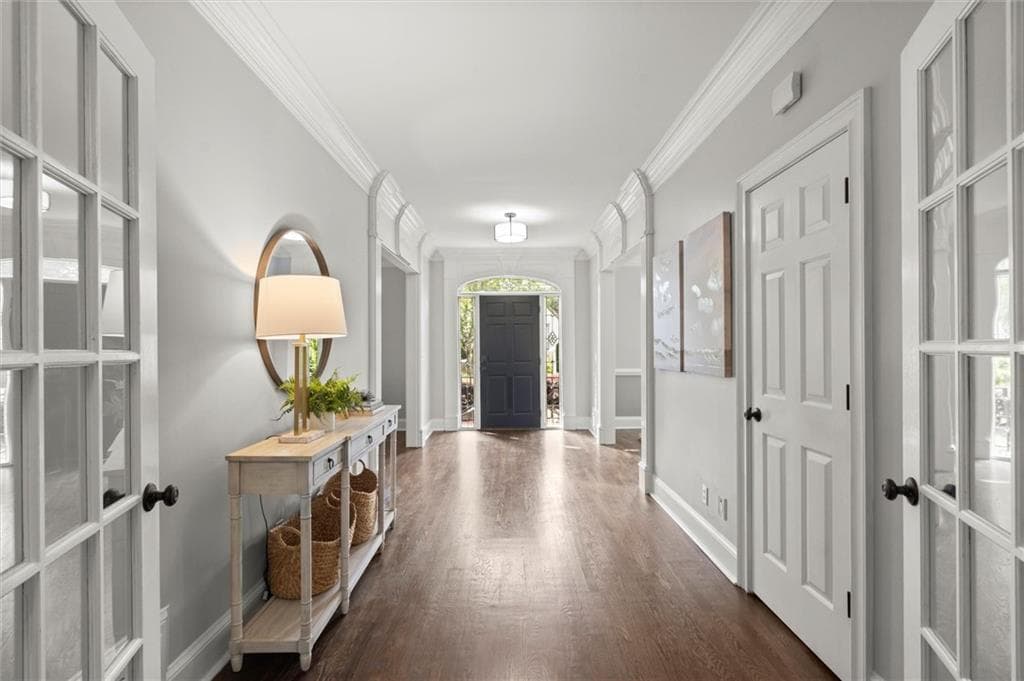 6 bedroom, 5 bathroom, 5,074 sq ft single family residence sold at 100 Barnard Place, Atlanta, GA 30328