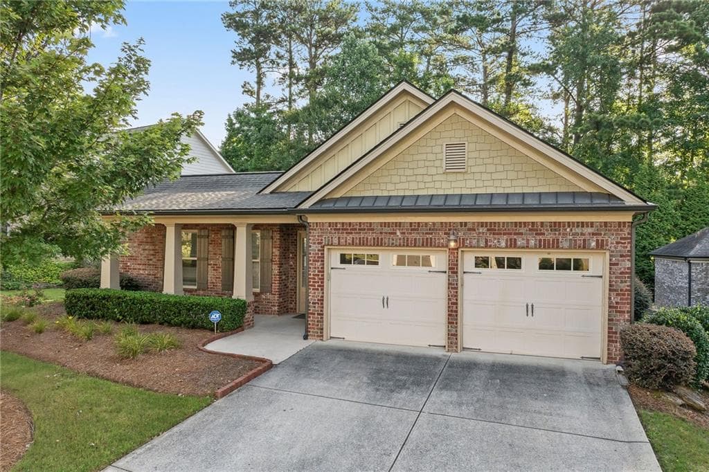 2 bedroom, 3 bathroom, 2,212 sq ft single family residence sold at 3981 Sovereign Drive, Buford, GA 30519