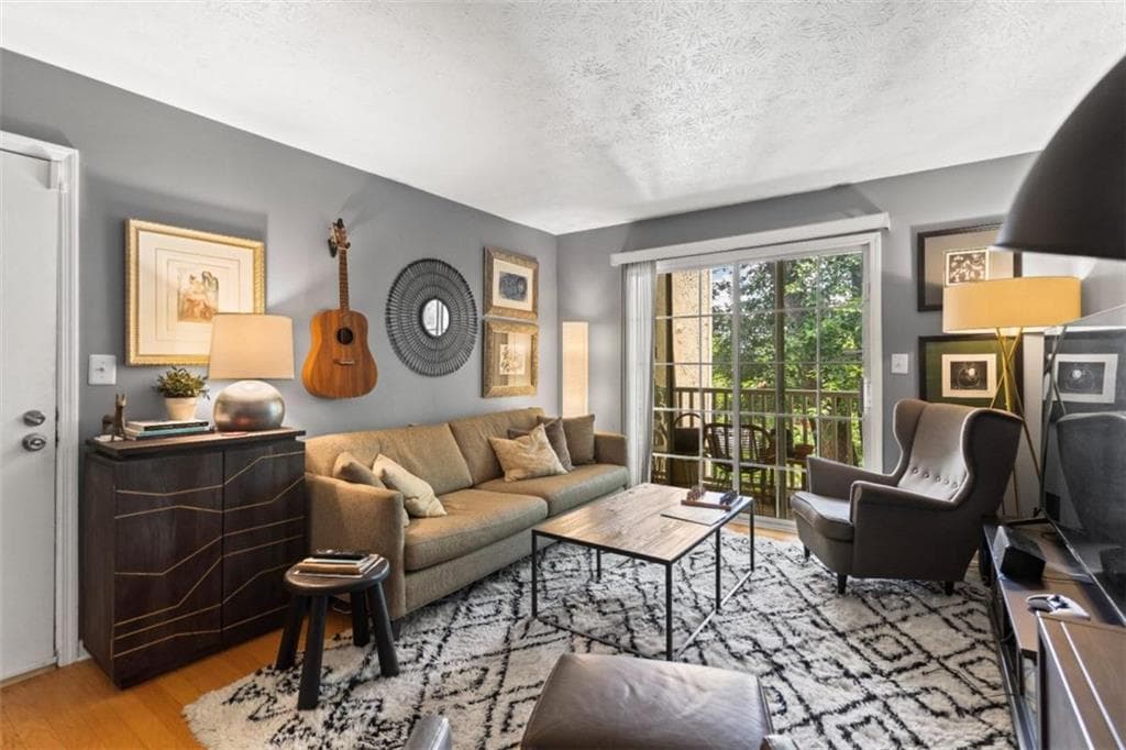 1 bedroom, 1 bathroom, 625 sq ft condominium sold at 2955 Seven Pines Unit 202 Court, Atlanta, GA 30339