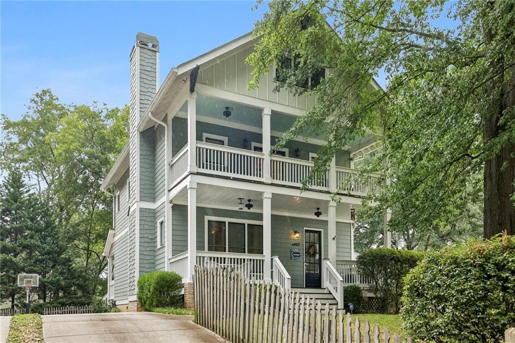 3 bedroom, 3 bathroom, 2,430 sq ft single family residence sold at 2477 Edwards Drive, Atlanta, GA 30318