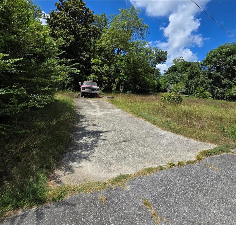 single family residence sold at 212 Cedar Street, Elberton, GA 30635