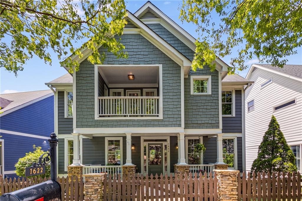 4 bedroom, 4 bathroom, 3,492 sq ft single family residence sold at 1622 Gates Place, Atlanta, GA 30318