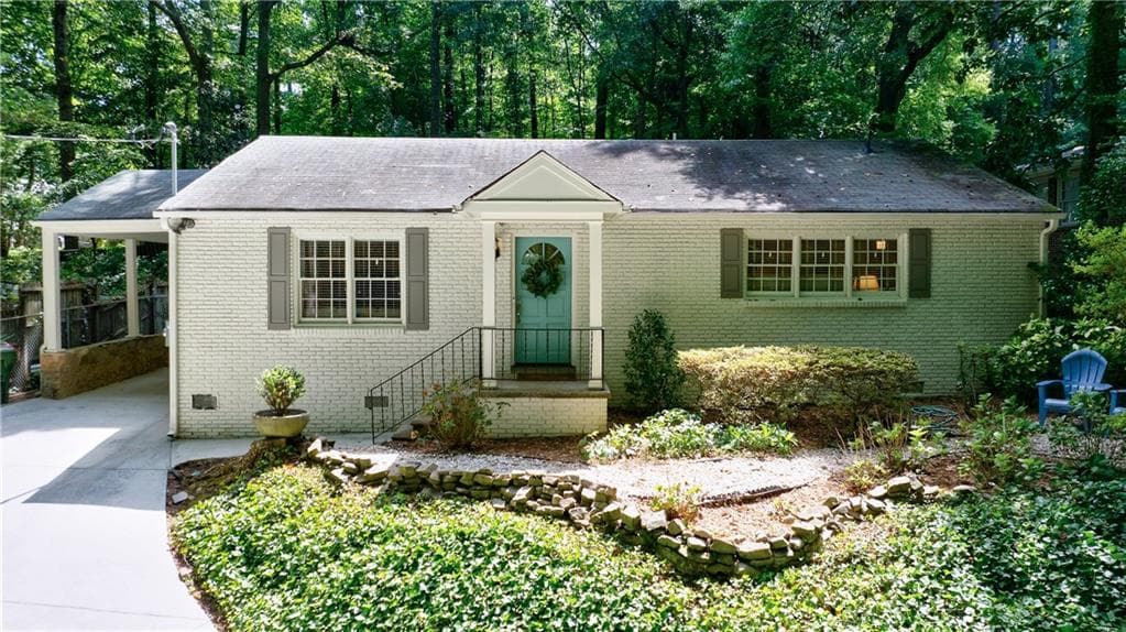 3 bedroom, 2 bathroom single family residence sold at 4037 Arden Way, Atlanta, GA 30342