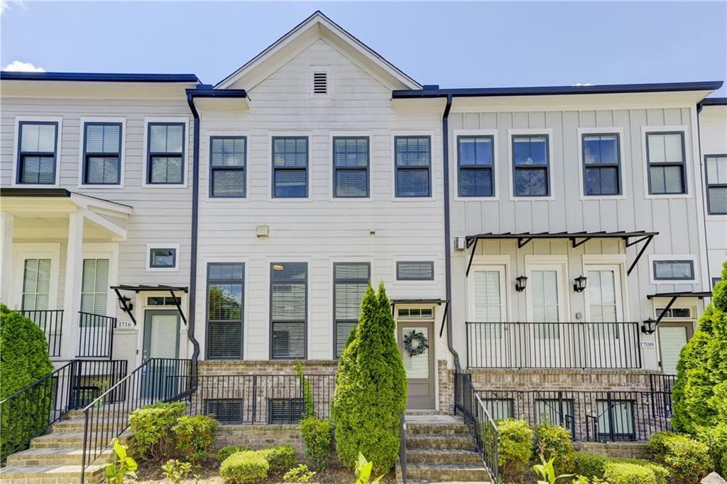 4 bedroom, 4 bathroom, 1,998 sq ft townhouse sold at 1712 Morningtide Lane, Atlanta, GA 30324