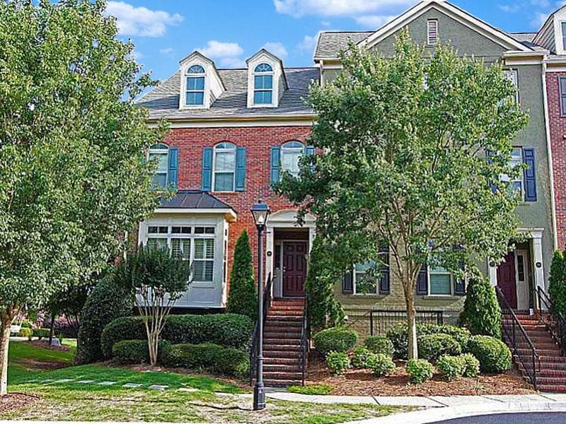 214 NW Le Gran Cove, Atlanta, GA 30328 — most recent listing photo