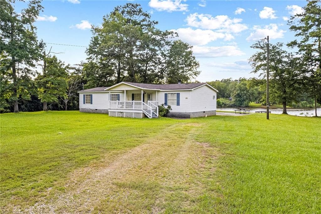 3 bedroom, 2 bathroom single family residence sold at 280 James Circle, Hampton, GA 30228