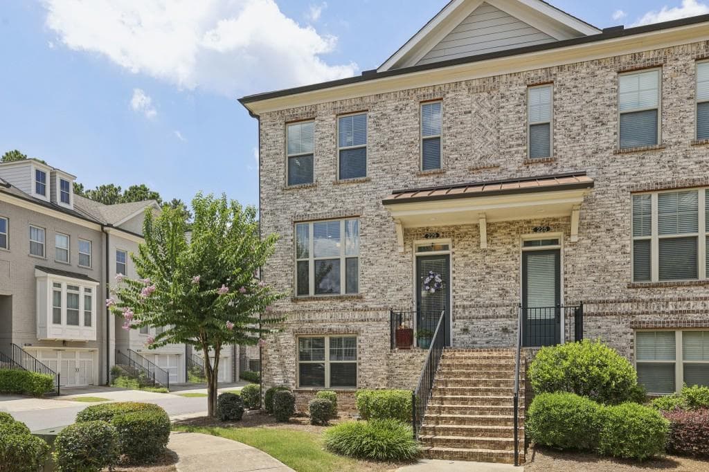 229 Bedford Alley, Johns Creek, GA 30024 — most recent listing photo