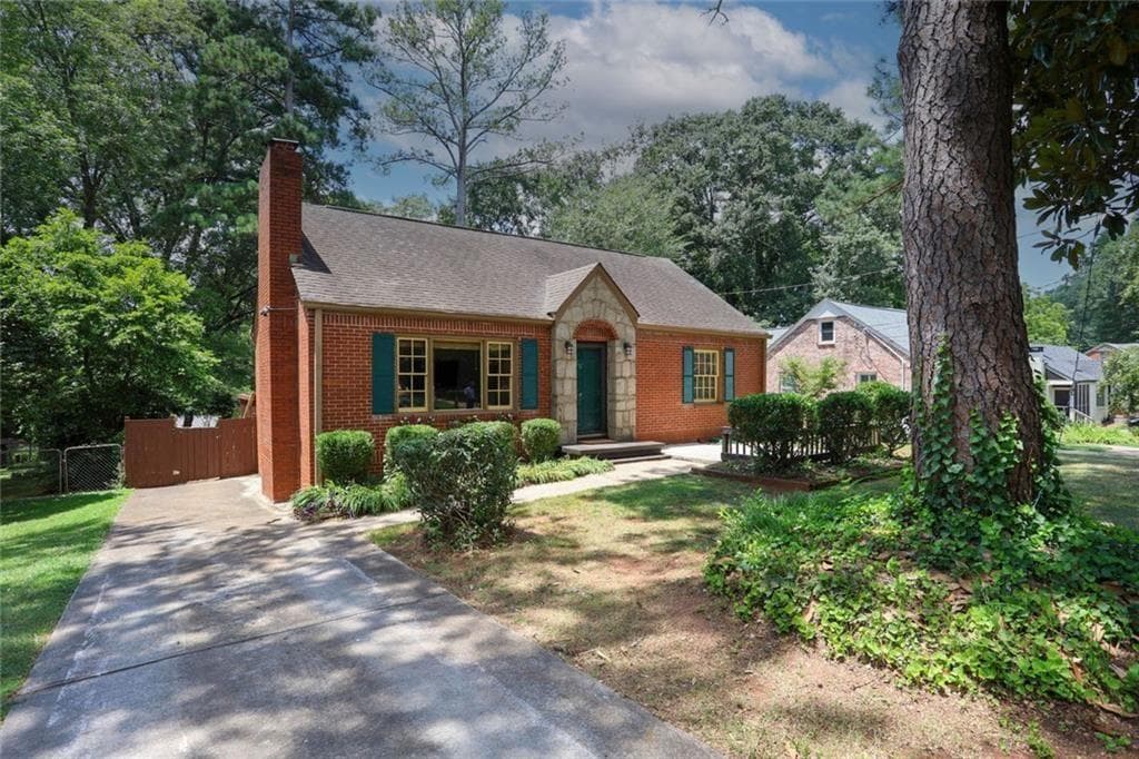 1069 Walker Drive, Decatur, GA 30030 — most recent listing photo