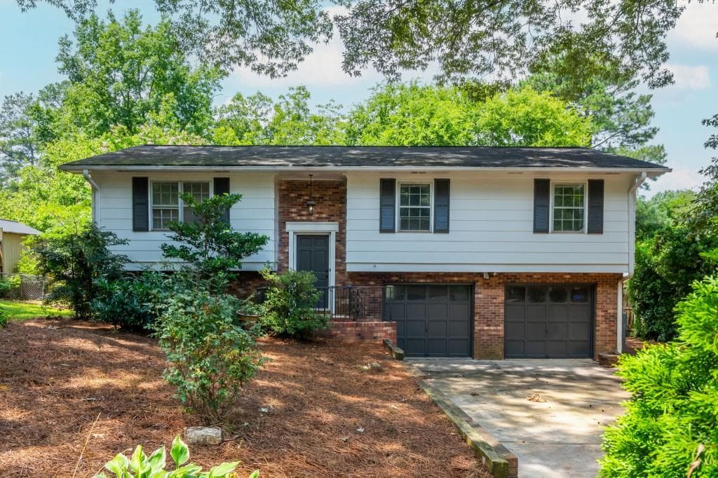1052 Rabun Drive, Lilburn, GA 30047 — most recent listing photo