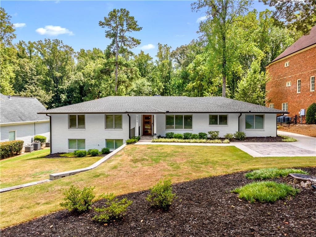 5 bedroom, 3 bathroom, 3,301 sq ft single family residence sold at 2176 Cumberland Drive, Smyrna, GA 30080