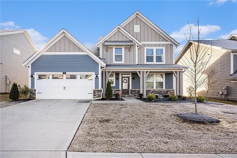 4 bedroom, 4 bathroom, 2,536 sq ft single family residence sold at 72 Candlewood Lane, Hoschton, GA 30548