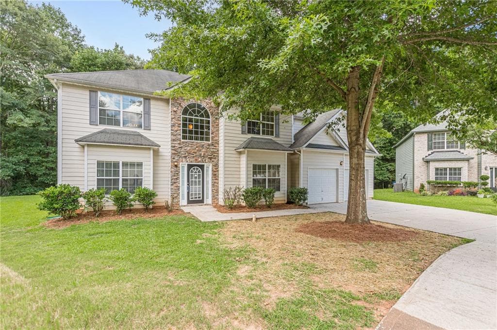 5 bedroom, 3 bathroom, 3,890 sq ft single family residence sold at 545 Platoro Court, Atlanta, GA 30331