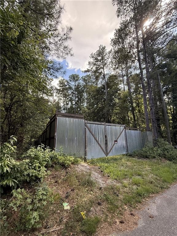 single family residence sold at 164 Oak Beach Drive, Acworth, GA 30101