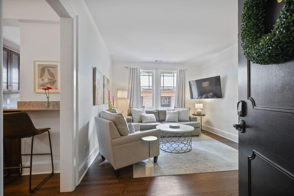 1115 Briarcliff Place 8, Atlanta, GA 30306 — most recent listing photo