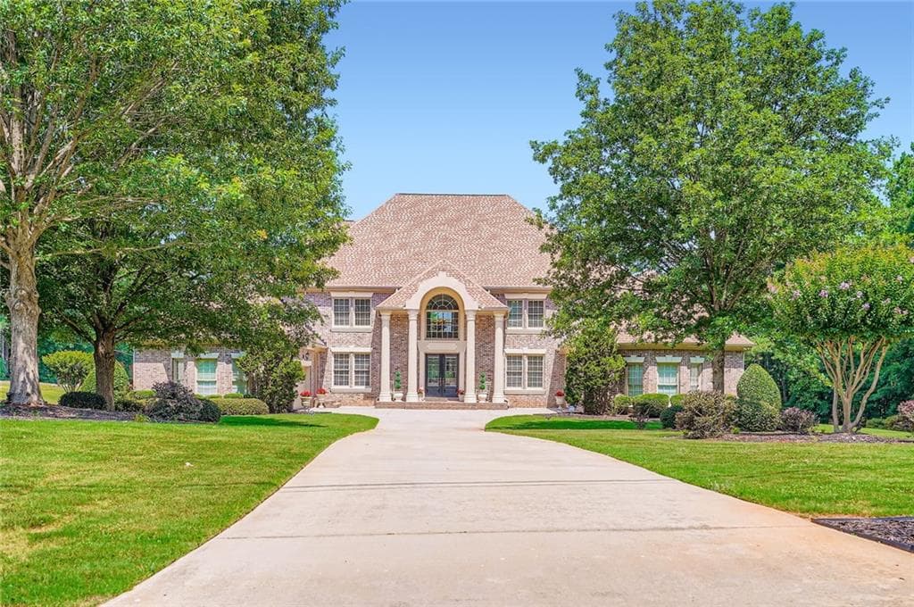 5 bedroom, 7 bathroom, 6,170 sq ft single family residence sold at 2900 Miller Bottom Road, Loganville, GA 30052