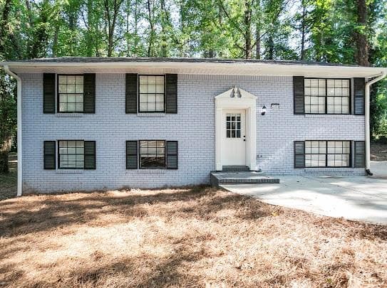 5 bedroom, 4 bathroom, 2,808 sq ft single family residence sold at 2055 Leatherleaf Court, Marietta, GA 30008