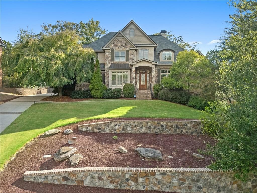 7790 Stables Drive, Sandy Springs, GA 30350 — most recent listing photo