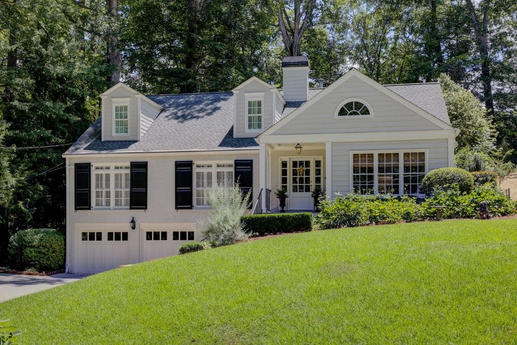 4 bedroom, 3 bathroom, 3,017 sq ft single family residence sold at 776 Wellesley Drive, Atlanta, GA 30305