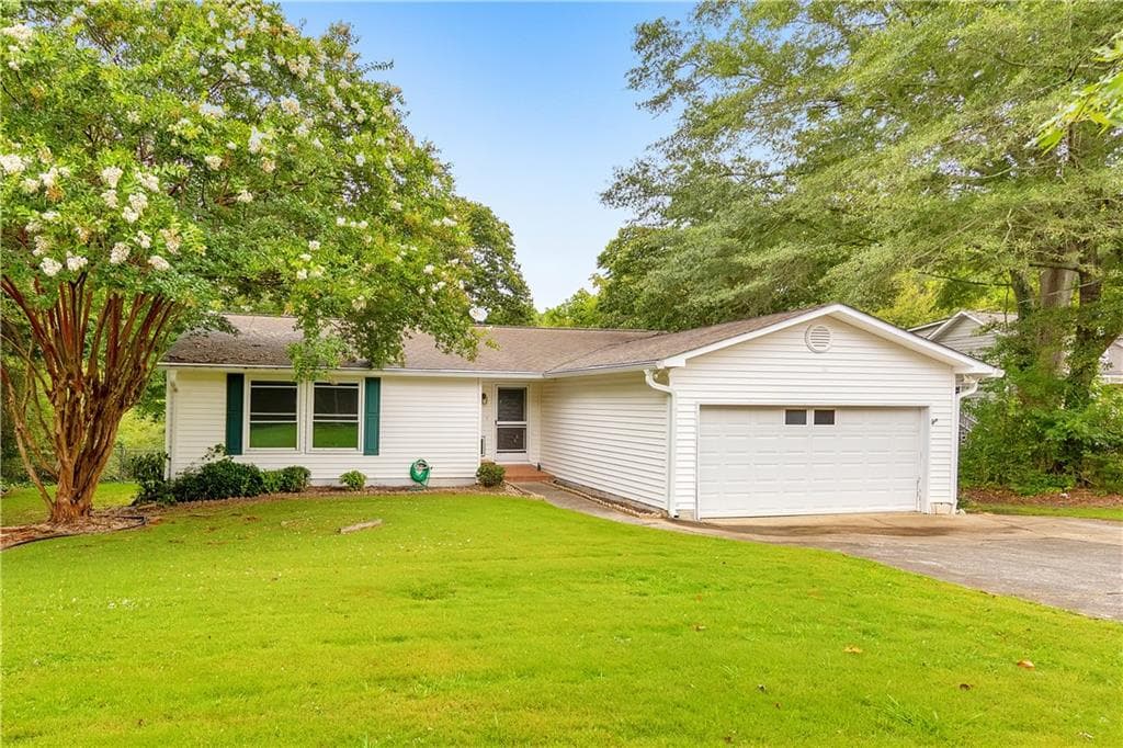 3 bedroom, 3 bathroom, 1,709 sq ft single family residence sold at 2390 Morgan Road, Marietta, GA 30066