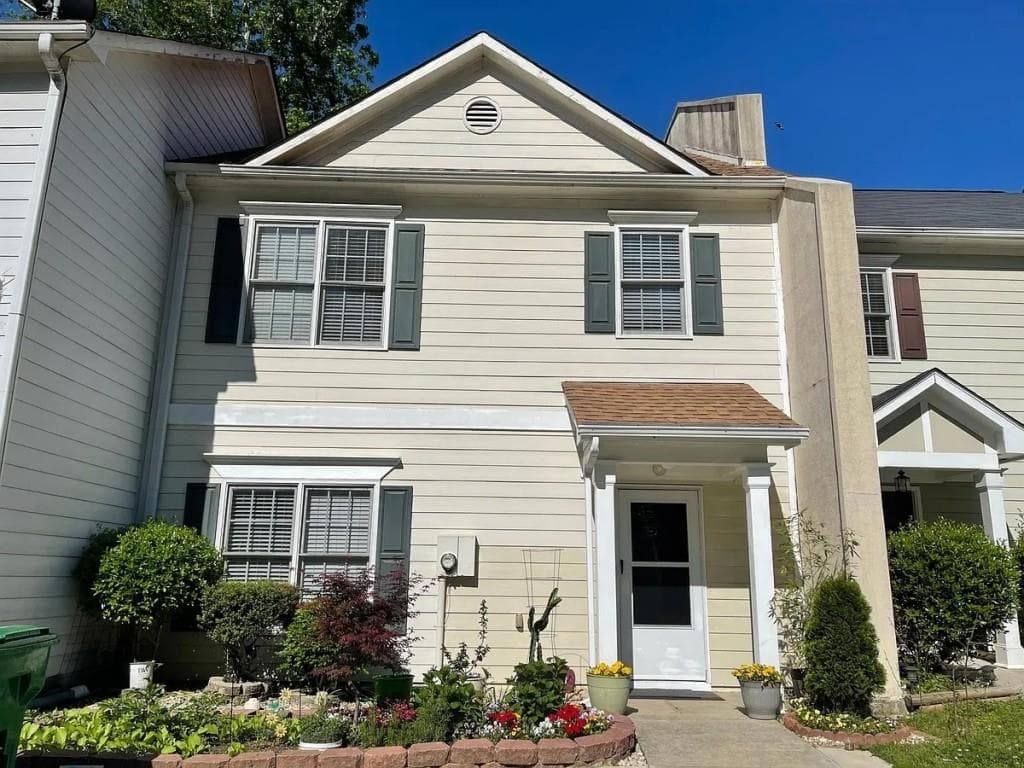 881 Glynn Oaks Drive, Clarkston, GA 30021 — most recent listing photo