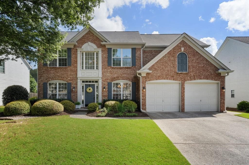 4 bedroom, 3 bathroom, 2,661 sq ft single family residence sold at 1215 Bickham Way, Smyrna, GA 30080