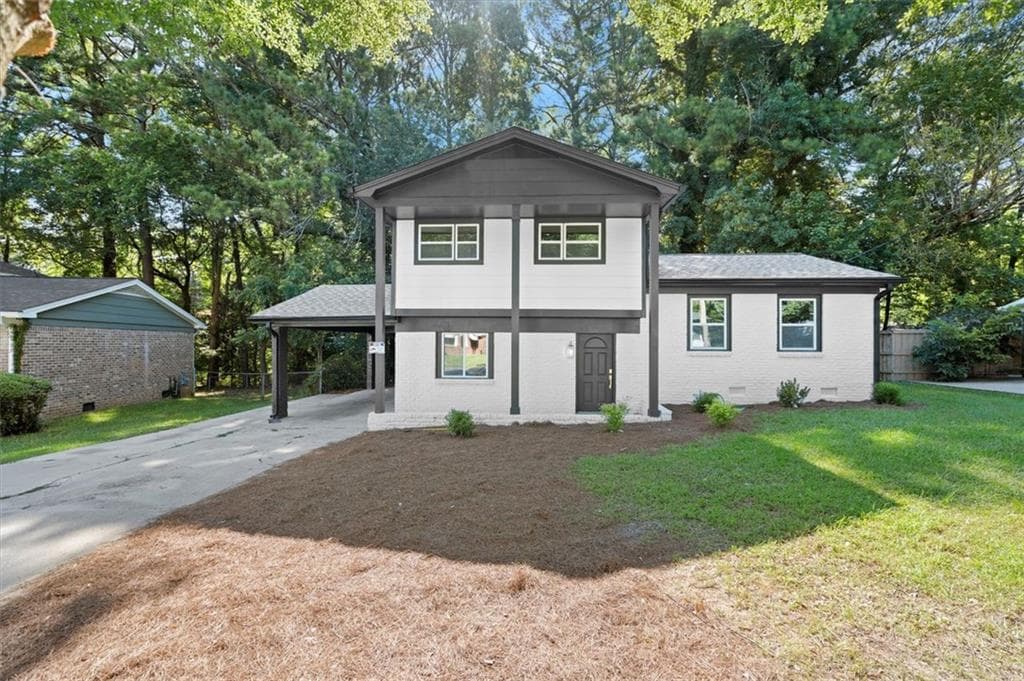 4 bedroom, 3 bathroom, 1,600 sq ft single family residence sold at 344 Woodstock Drive, Atlanta, GA 30331
