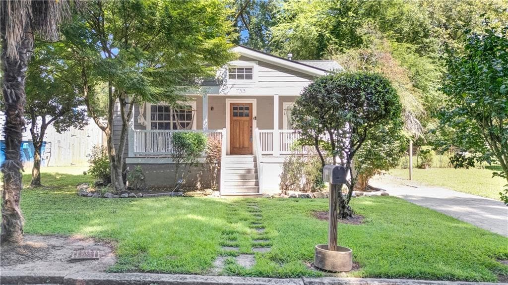 2 bedroom, 1 bathroom, 1,124 sq ft single family residence sold at 733 Rice Street, Atlanta, GA 30318