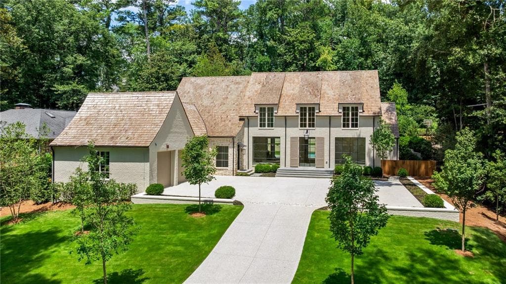 5 bedroom, 8 bathroom, 8,682 sq ft single family residence sold at 499 Broadland Road, Atlanta, GA 30342