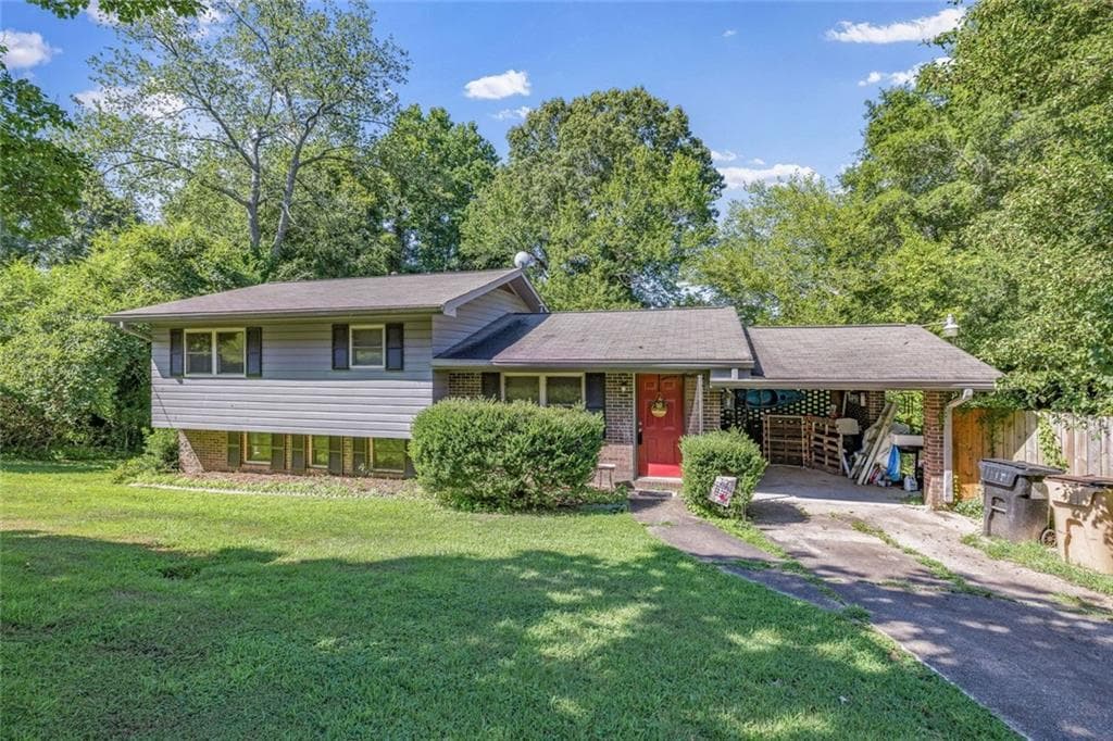 4 bedroom, 2 bathroom, 1,125 sq ft single family residence sold at 2730 Wayman Drive, Gainesville, GA 30506