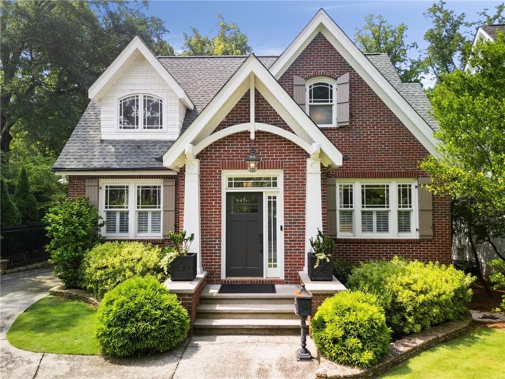 4 bedroom, 4 bathroom, 3,626 sq ft single family residence sold at 697 Amsterdam Avenue, Atlanta, GA 30306
