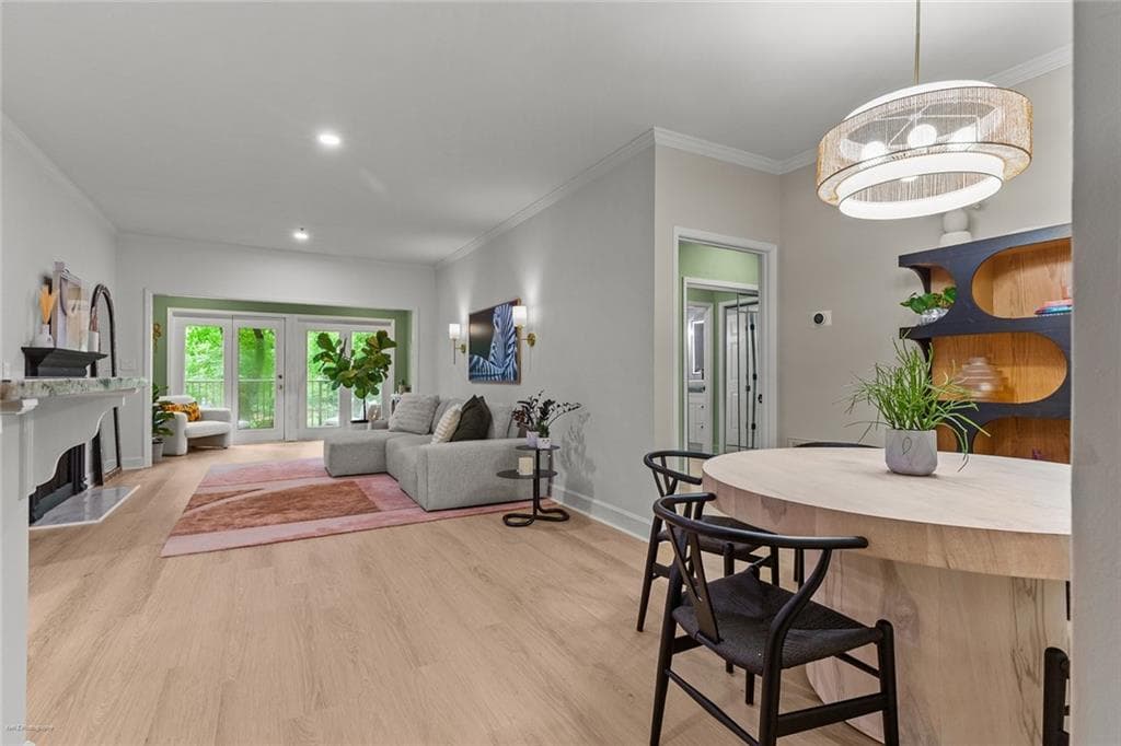 2 bedroom, 2 bathroom, 1,274 sq ft condominium sold at 2865 Lenox Road 302, Atlanta, GA 30324