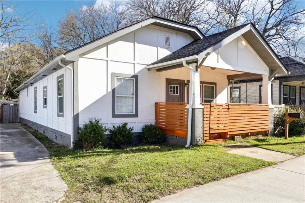 4 bedroom, 3 bathroom, 1,778 sq ft single family residence sold at 793 Joseph E Boone Boulevard, Atlanta, GA 30314