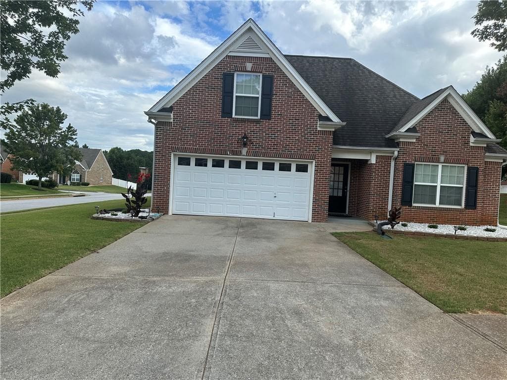 3 bedroom, 2 bathroom, 2,002 sq ft single family residence sold at 1266 Laurelwood Court, Lawrenceville, GA 30045