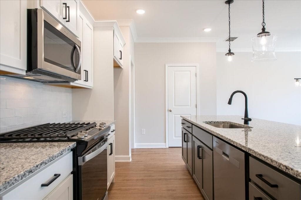 431 Carrera Lane, Acworth, GA 30102 — most recent listing photo