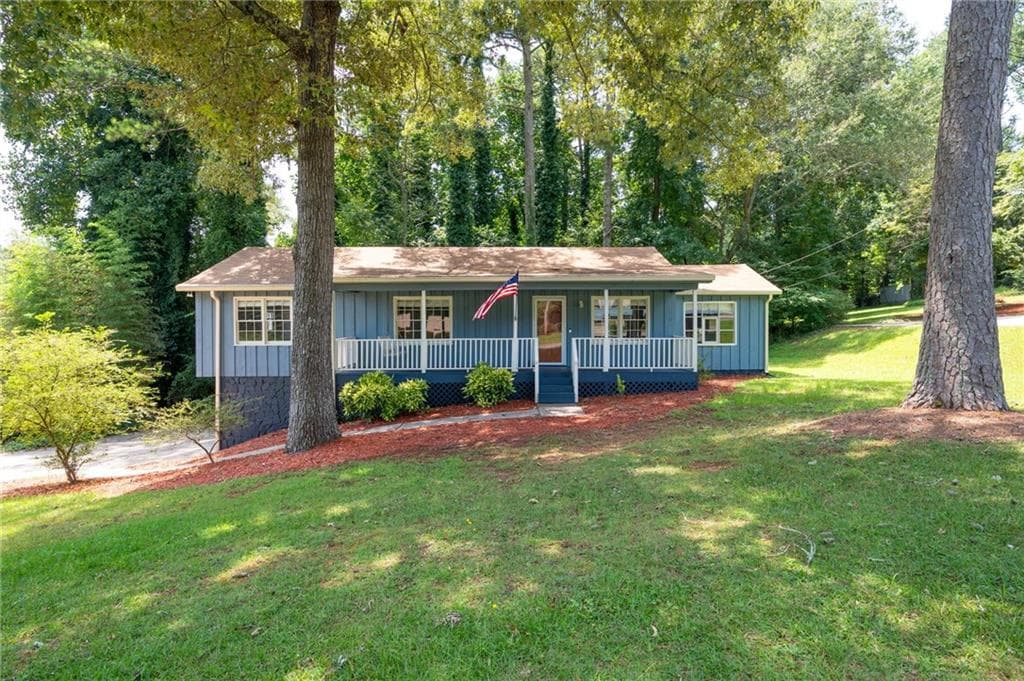 305 Summer Court, Woodstock, GA 30188 — most recent listing photo