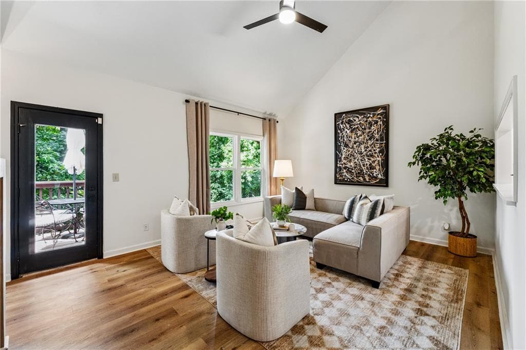 3 bedroom, 3 bathroom, 1,758 sq ft condominium sold at 904 Ivy Green Lane, Marietta, GA 30067