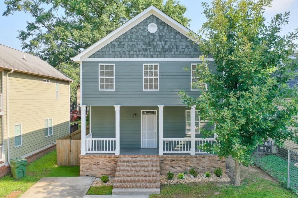 5 bedroom, 4 bathroom, 2,132 sq ft single family residence sold at 561 Jones Avenue, Atlanta, GA 30314