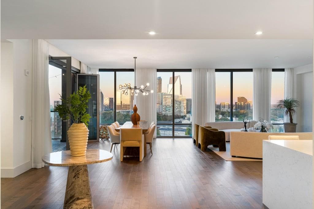 3107 Peachtree Road 1502, Atlanta, GA 30305 — most recent listing photo
