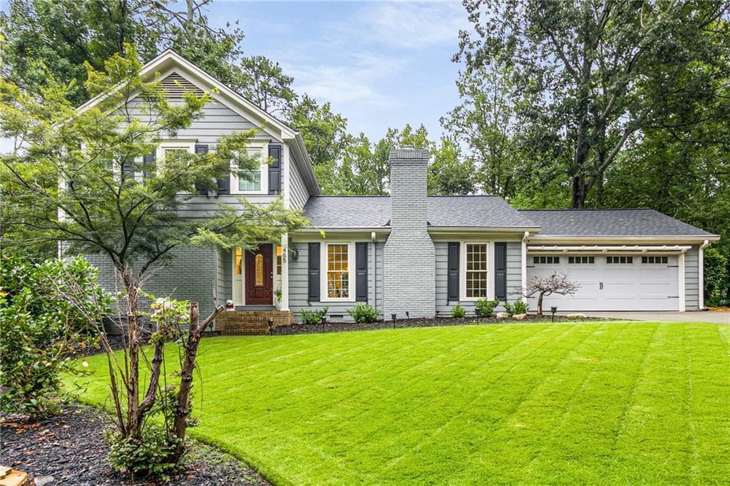 3 bedroom, 3 bathroom, 2,536 sq ft single family residence sold at 465 Sassafras Lane, Roswell, GA 30076