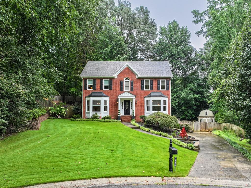 4 bedroom, 4 bathroom, 2,736 sq ft single family residence sold at 5194 Hickory Bend Terrace, Woodstock, GA 30188