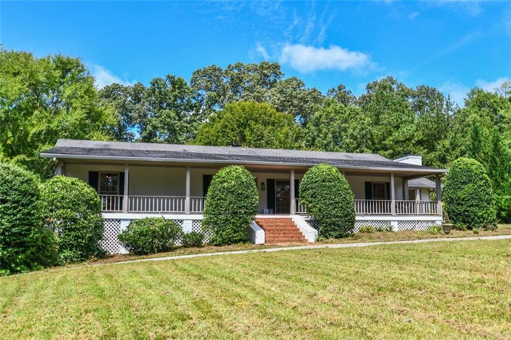 17040 Birmingham Road, Alpharetta, GA 30004 — most recent listing photo