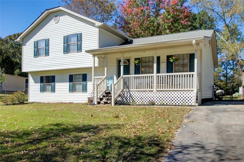 1370 Compton Woods Drive, Loganville, GA 30052 — most recent listing photo
