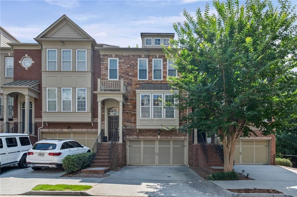 3 bedroom, 4 bathroom, 2,220 sq ft townhouse sold at 2873 Overlook Way, Atlanta, GA 30324
