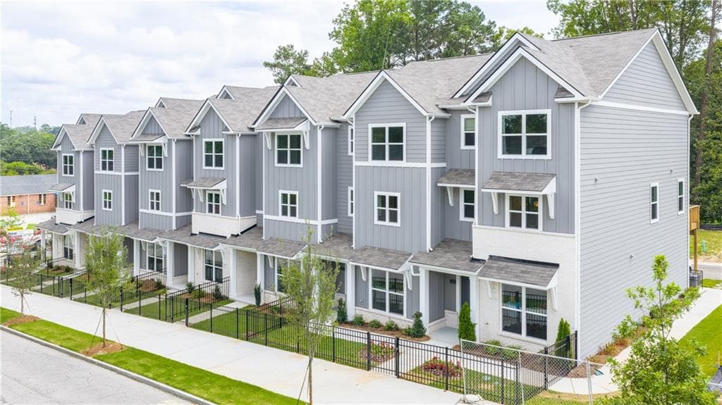2810 Georgia Aster Way 6, Atlanta, GA 30318 — most recent listing photo